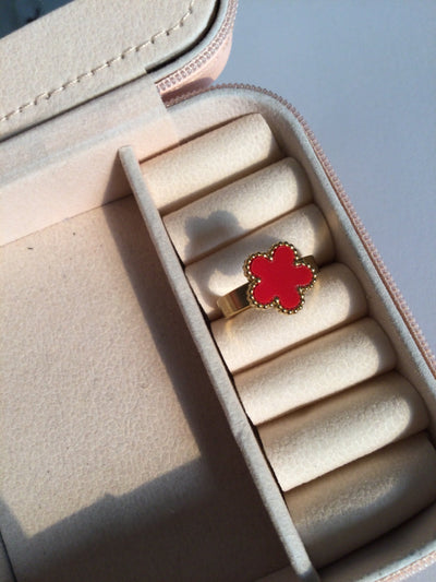 Red Clover Band
