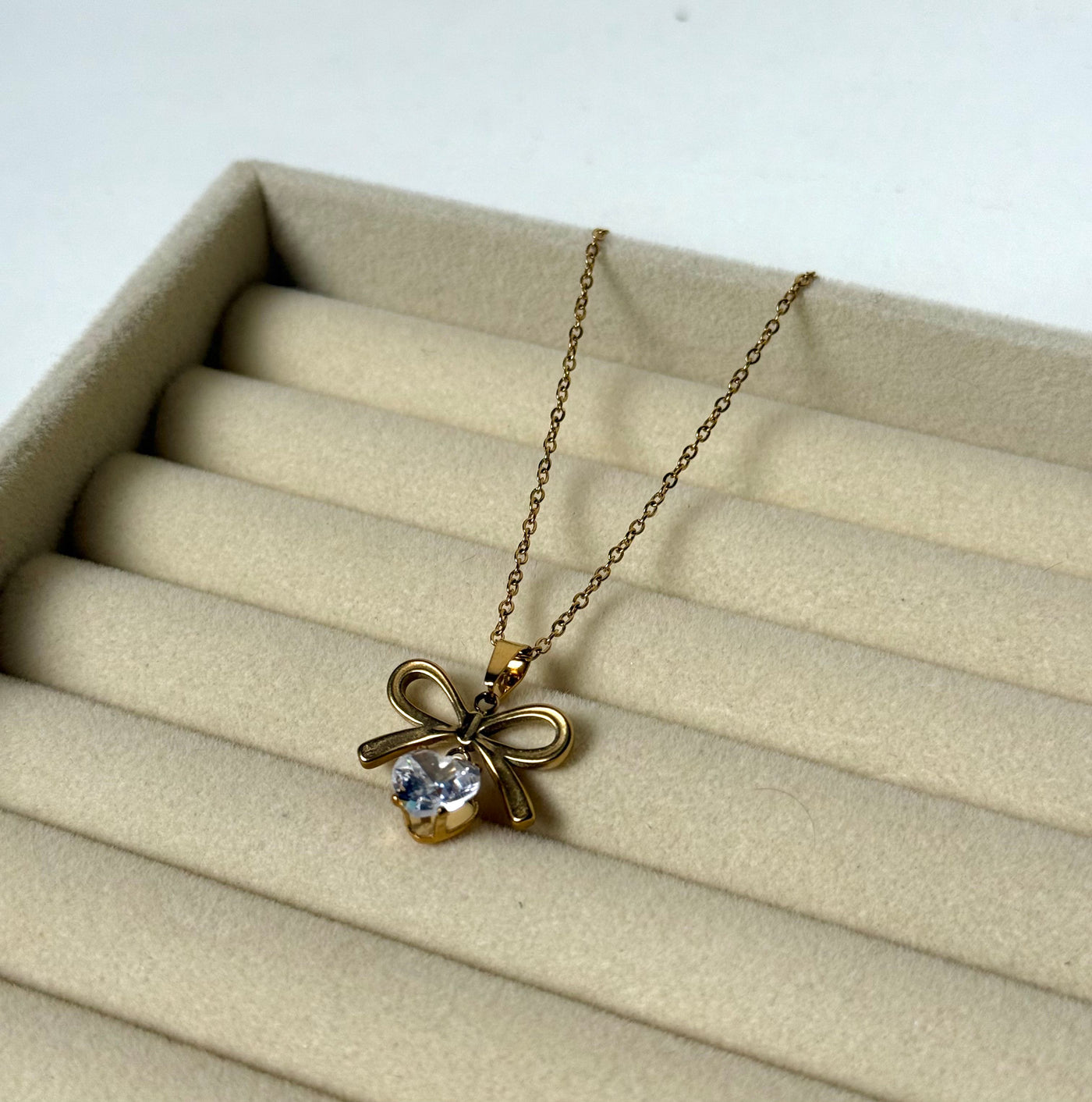 Diamond Bows