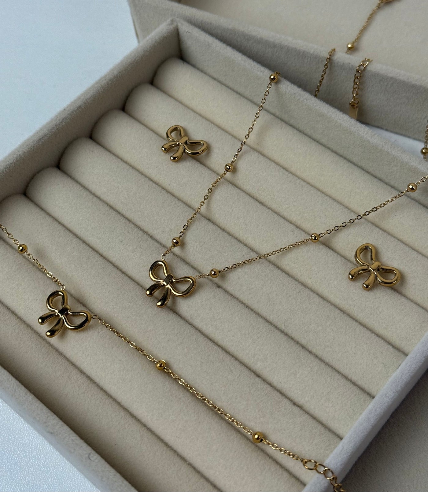 Beaded Bow Set Tarnish Free 18k Gold Plated Waterproo