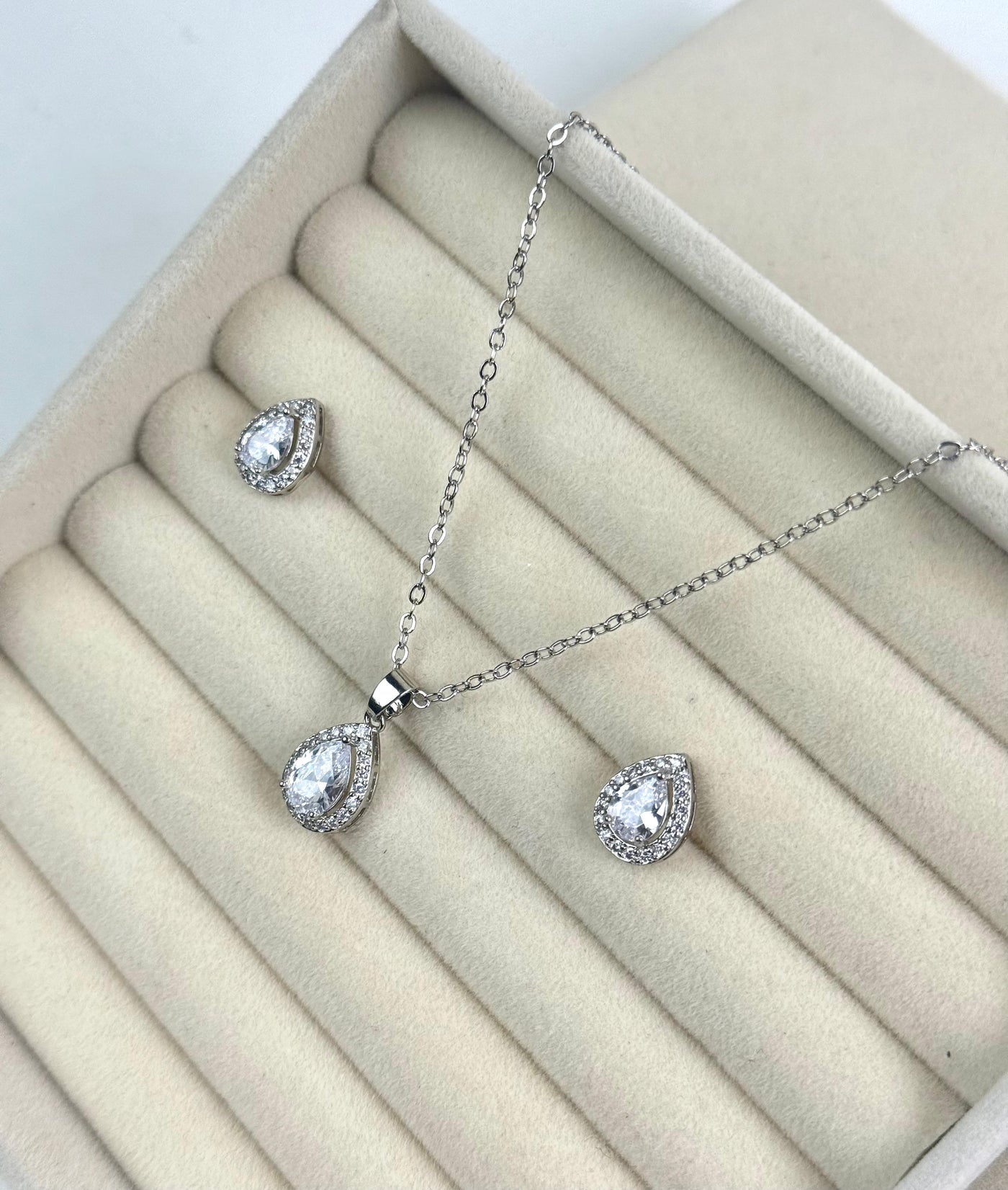 Princess Cut Diamond Set✨️🤍