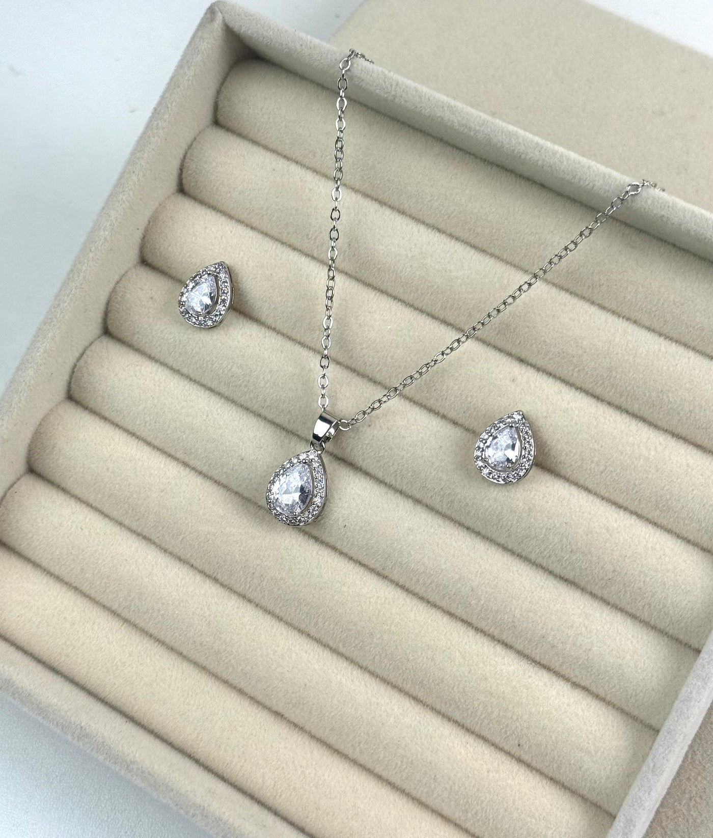 Princess Cut Diamond Set✨️🤍