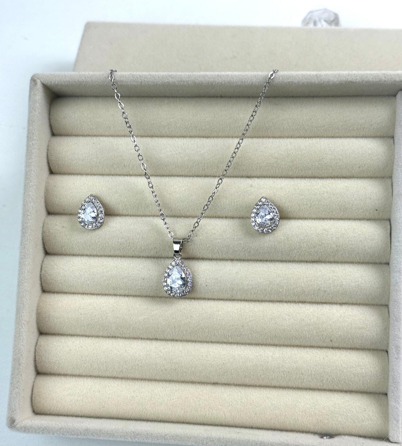 Princess Cut Diamond Set✨️🤍
