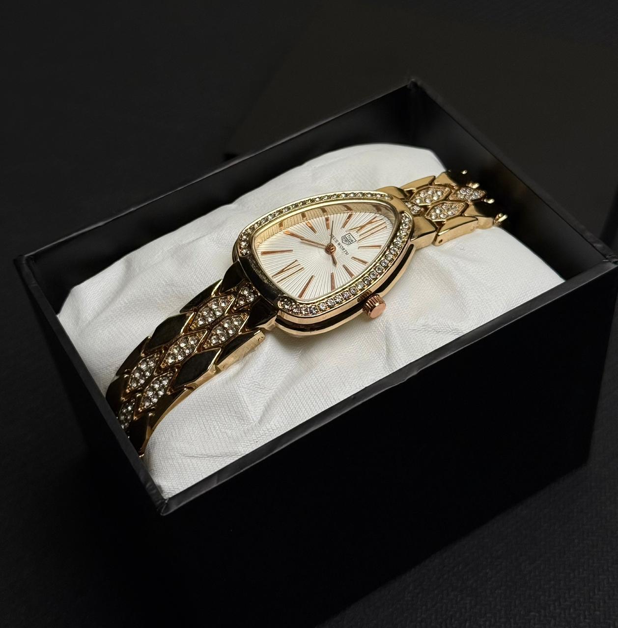 Serpentine - 22k Gold