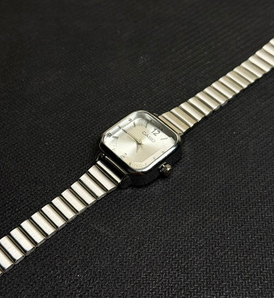 Daybreak Timepiece - Silver