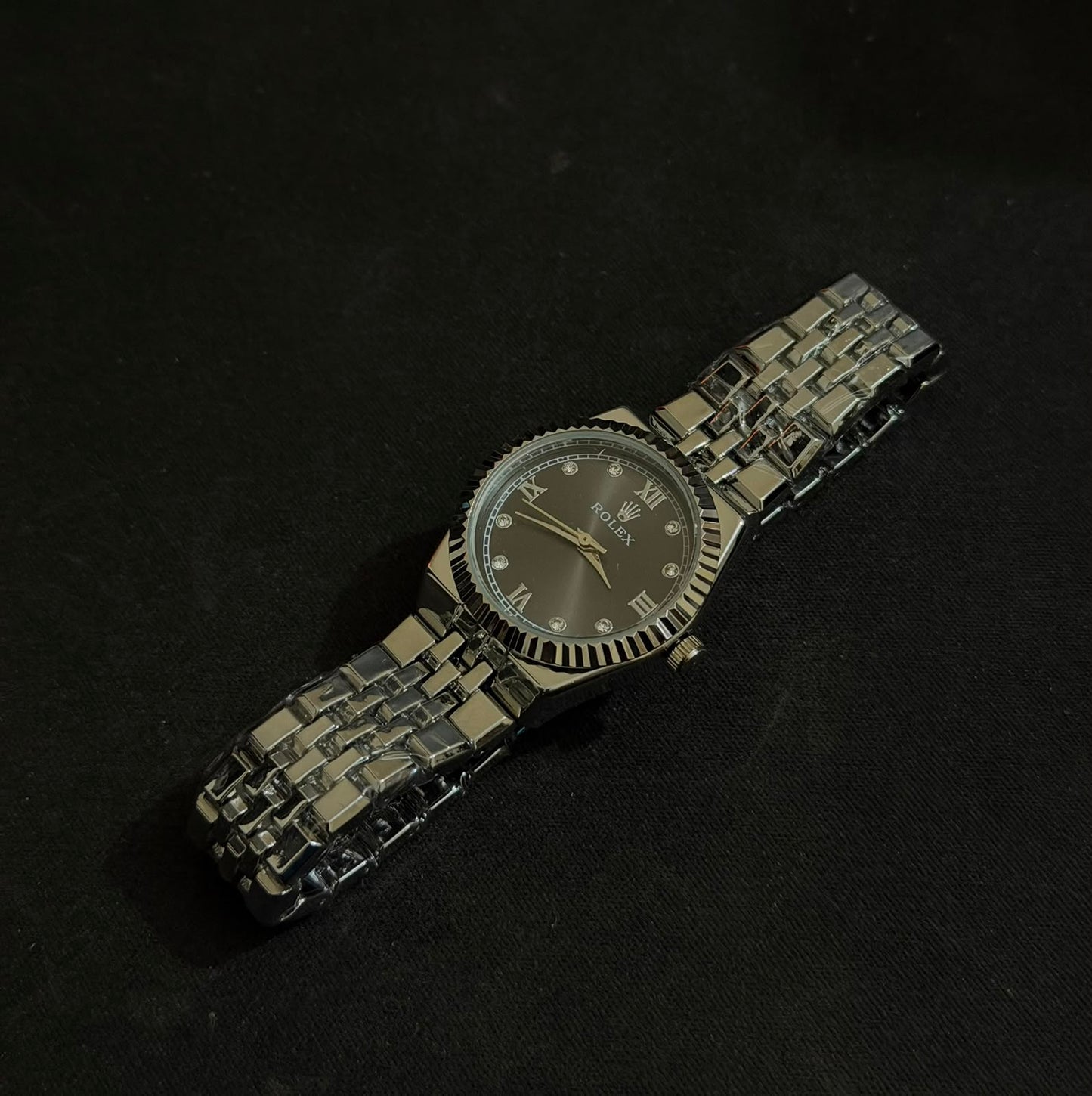 The Stella Timepiece