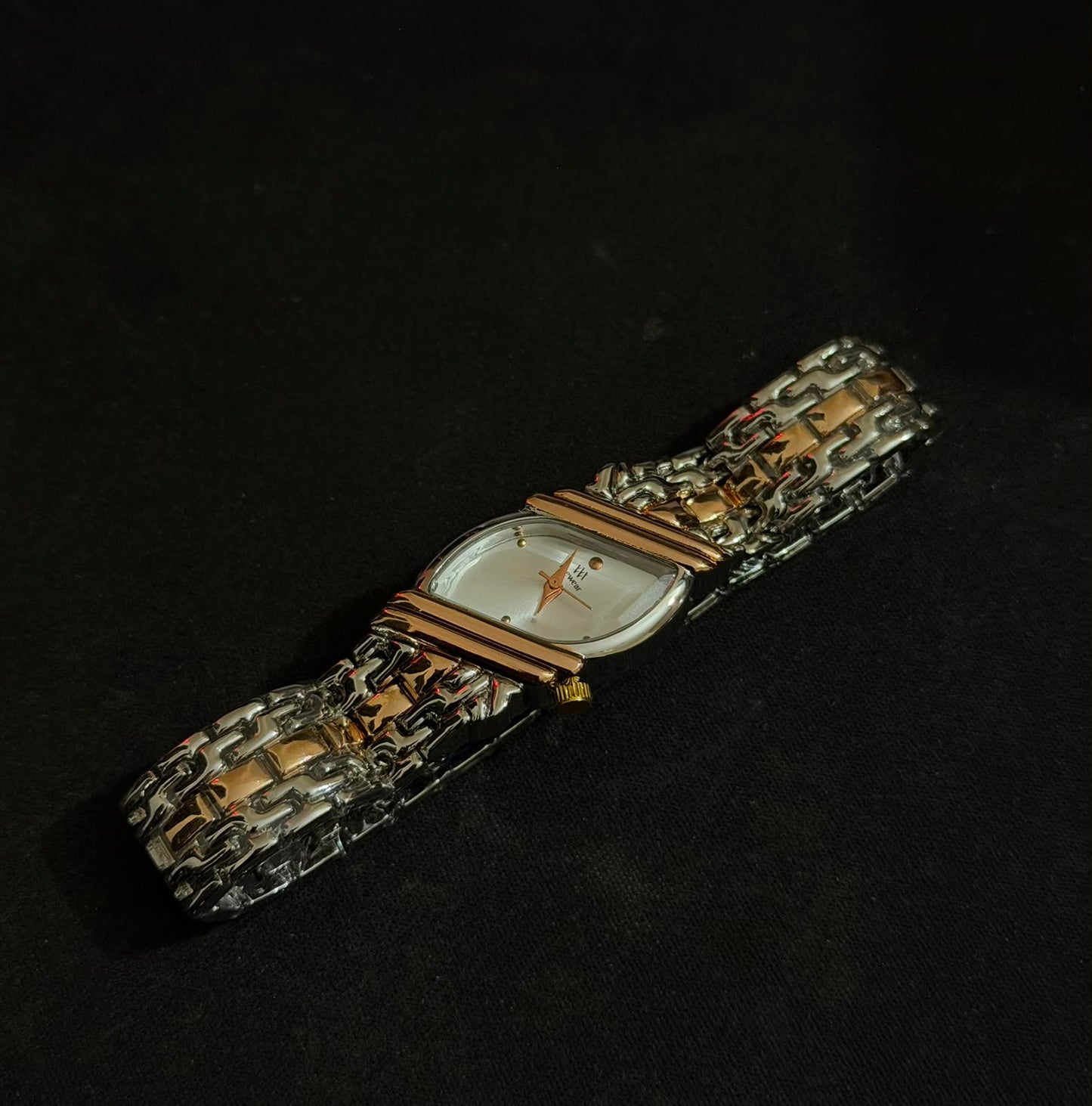 The Vivienne Timepiece