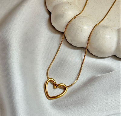 Twisted Heart Gold