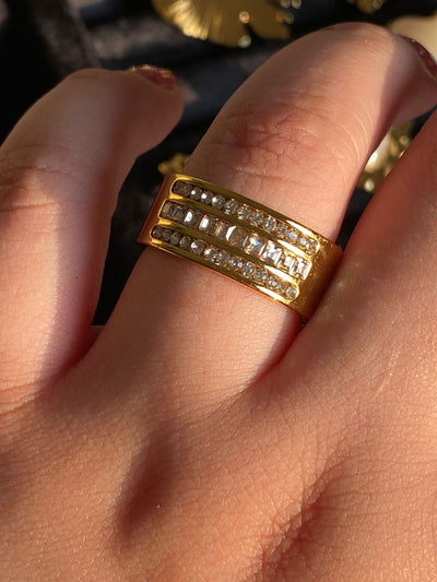 Selena Band - Premium Zircon Gold Ring Band Waterproof