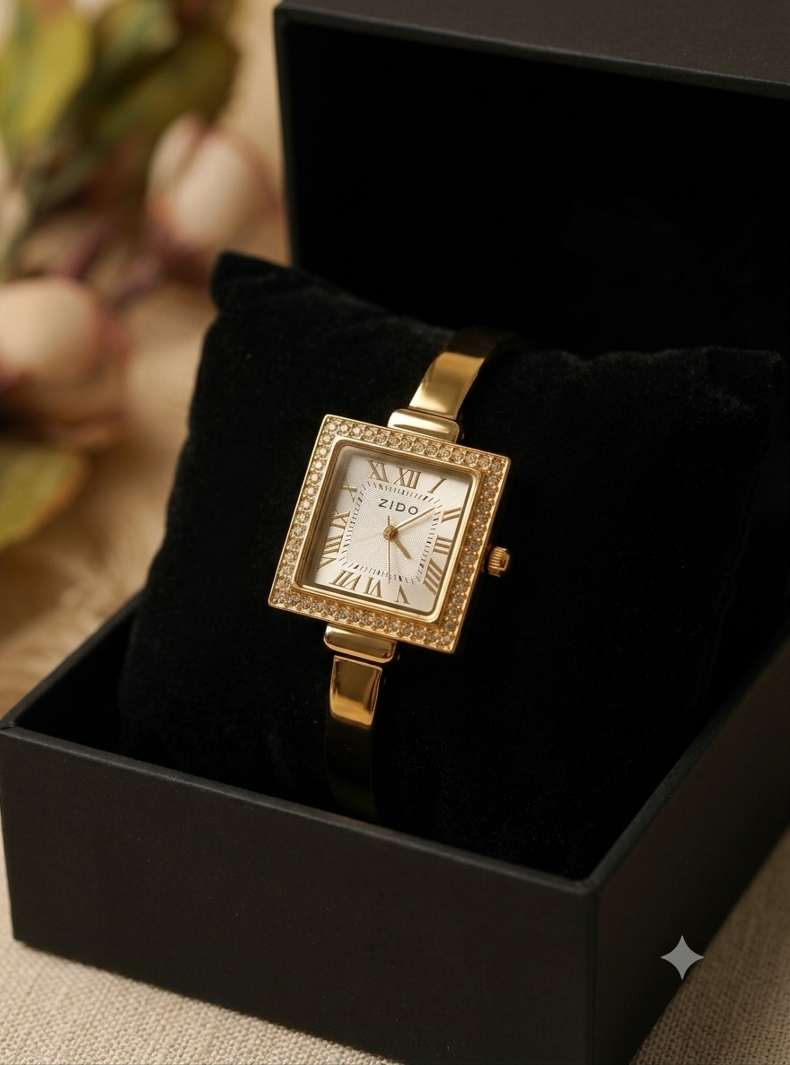 The Luxe Timepiece